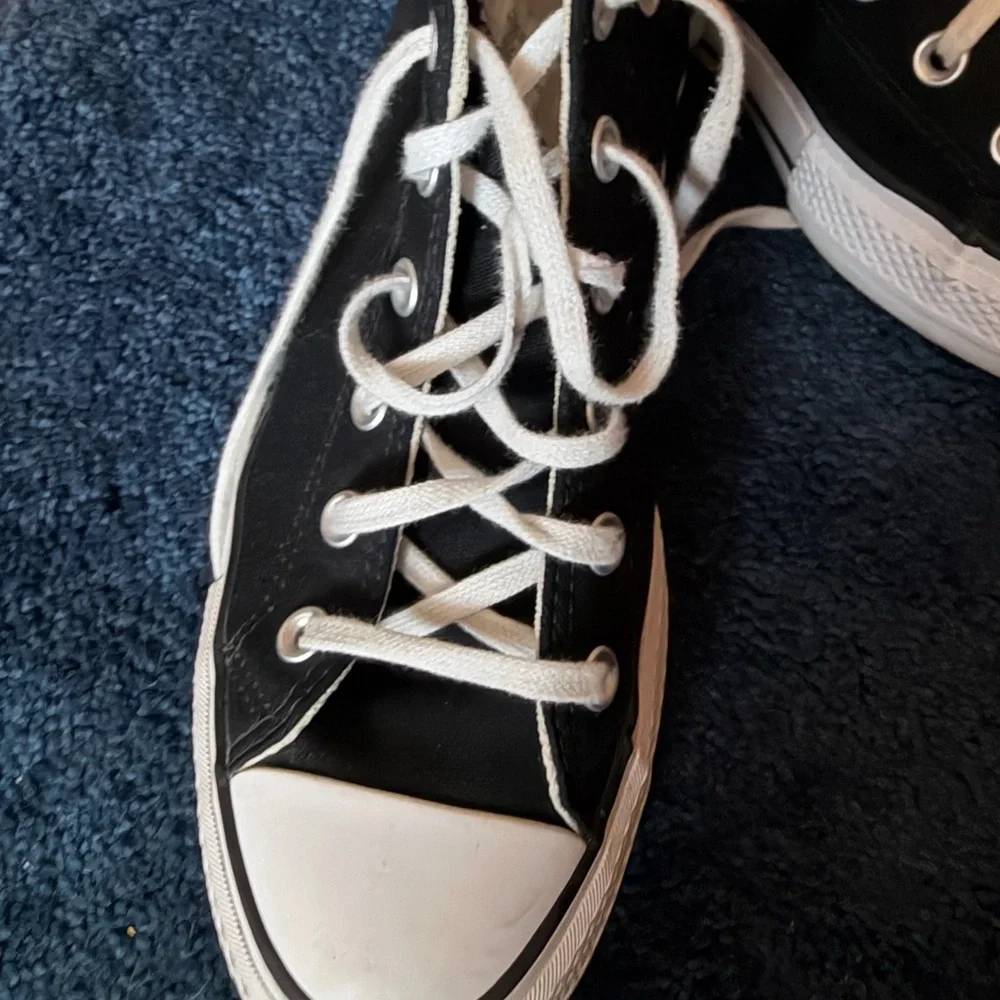 Converse Black and White Platform High-Tops - Picture 2 of 3